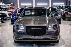 کرایسلەر 300